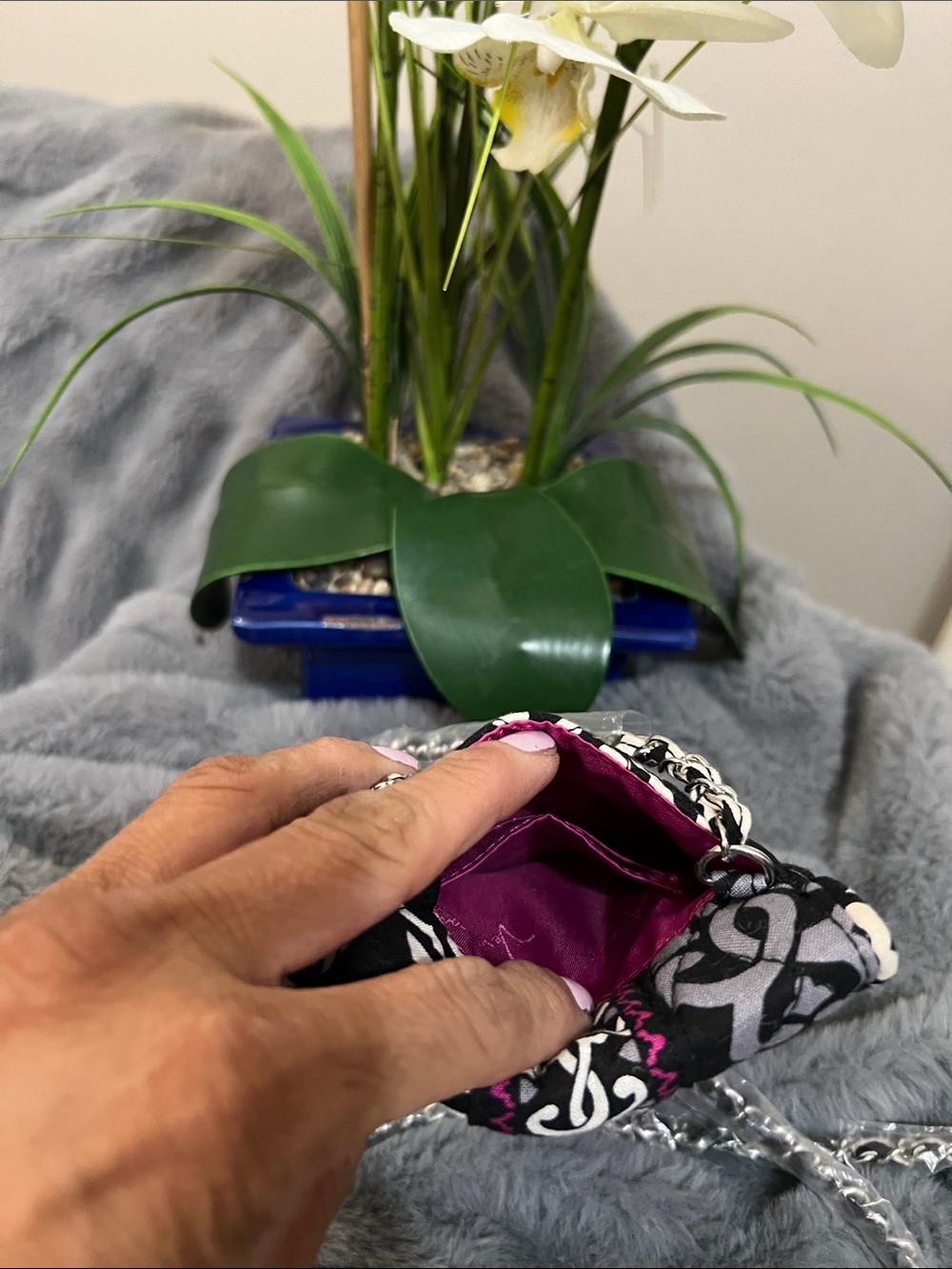 Vera Bradley Canteberry Quilted Crossbody Phone Pouch NWOT retail $28 - Picture 4 of 5
